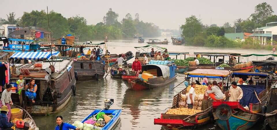 Cai Rang Floating Market - Mekong Delta Muslim Tour 2 Days