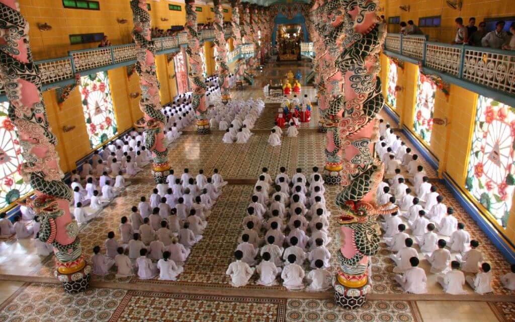 Cao Dai Temple Ceremony