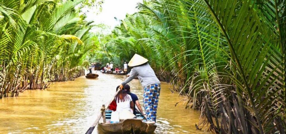 Mekong Delta Row Boat - Cu Chi tunnels Muslim day tour