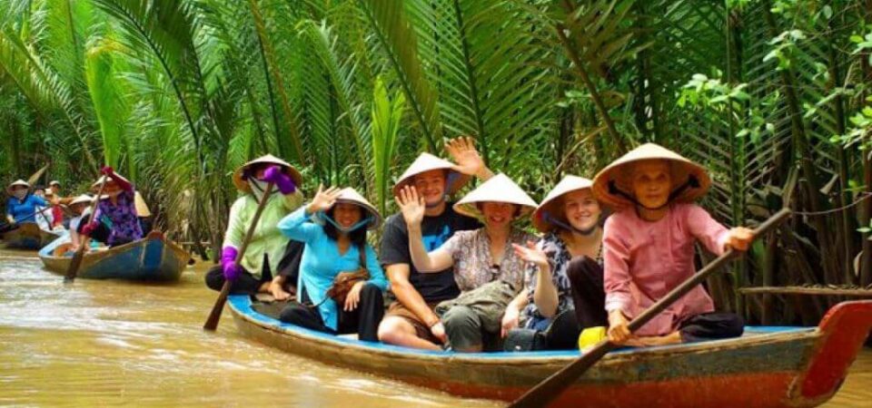 Mekong Delta Rowing Boat - Cu Chi Mekong delta Muslim tour 1 day