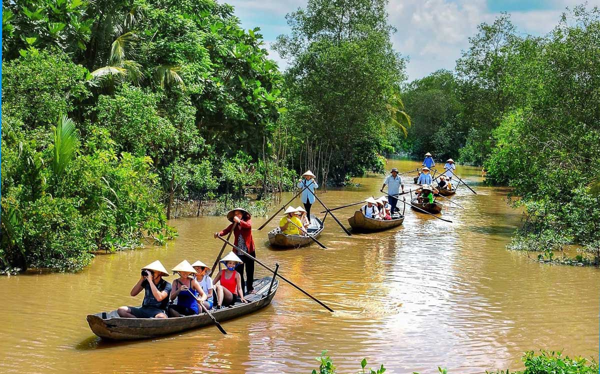 Mekong Delta - Saigon - Mekong Delta - Mui Ne - Dalat Islamic Tour 6 Days