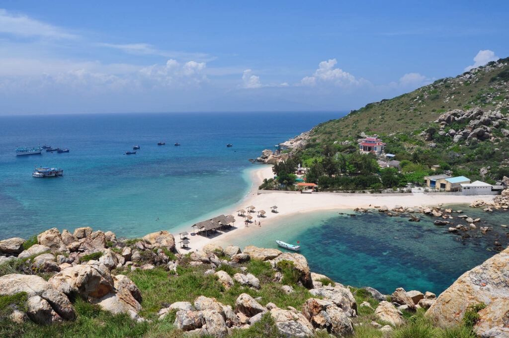 Saigon Muslim Tours – Private Halal Tours in Ho Chi Minh City & Vietnam Nha Trang – Dalat – Mui Ne – Ho Chi Minh Muslim Tour 7 Days