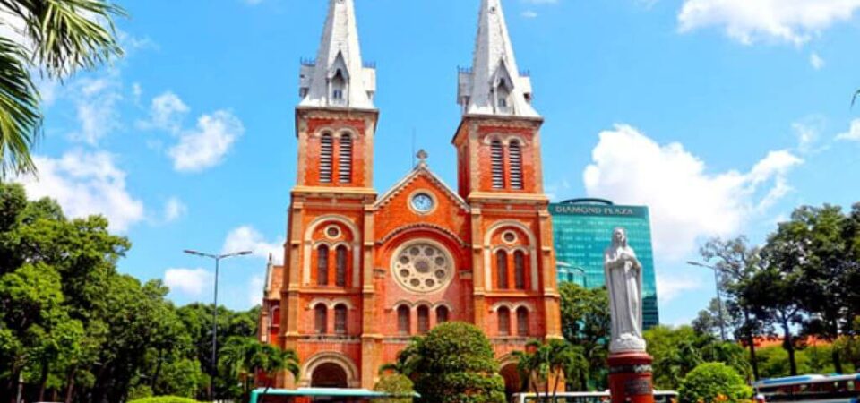 Notre Dame Cathedral in Ho Chi Minh City - Saigon - Hanoi - Muslim Tour 8 Days