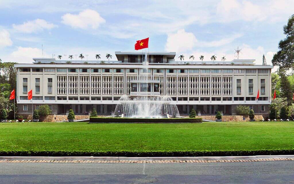 Reunification Palace - Ho Chi Minh Muslim tour 4 days