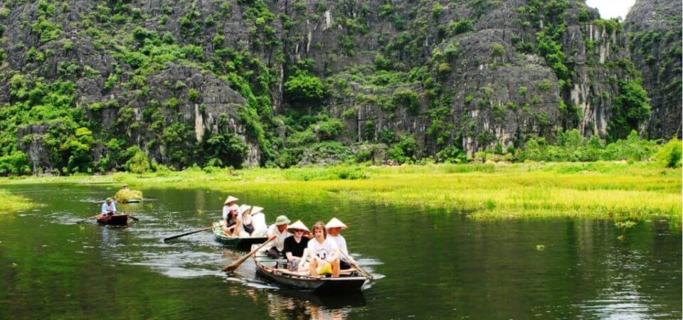 Tam Coc Boat Trip - Saigon - Hanoi Muslim travel package 8 days