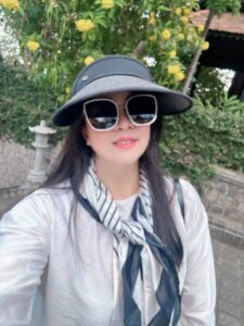 Ho Chi Minh Muslim Tour Sale Officer