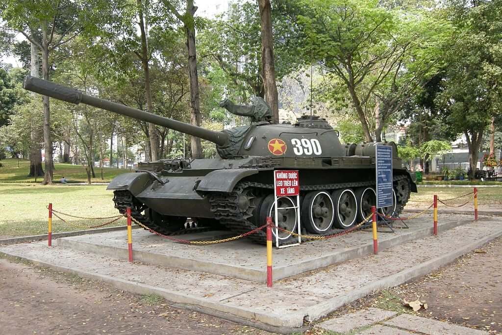 The model-390 tank crushed the gate of the Independence Palace in April 1975 in The Independence Palace 