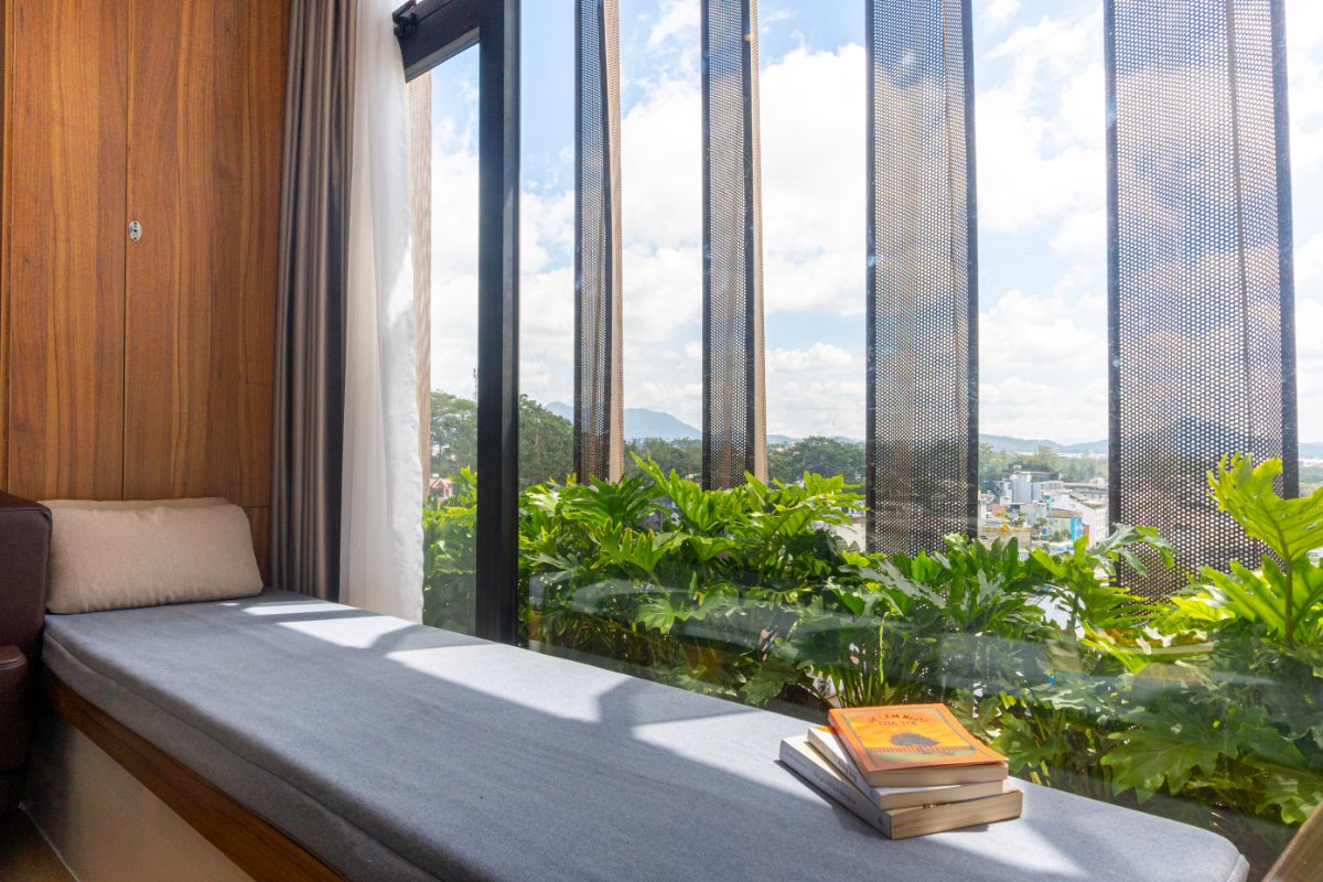 Daybed in the Signature Suite at Colline Dalat