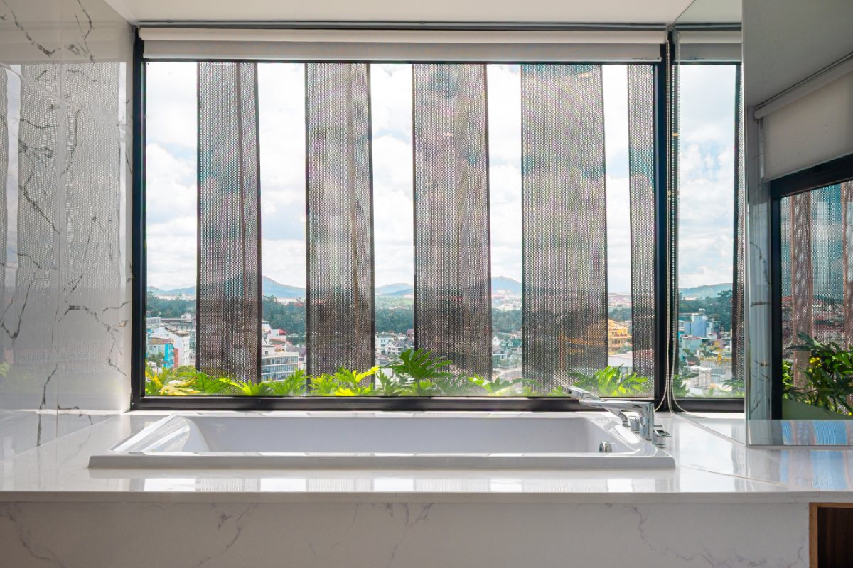 Signature Suite with a view towards Xuan Huong Lake at Colline Dalat