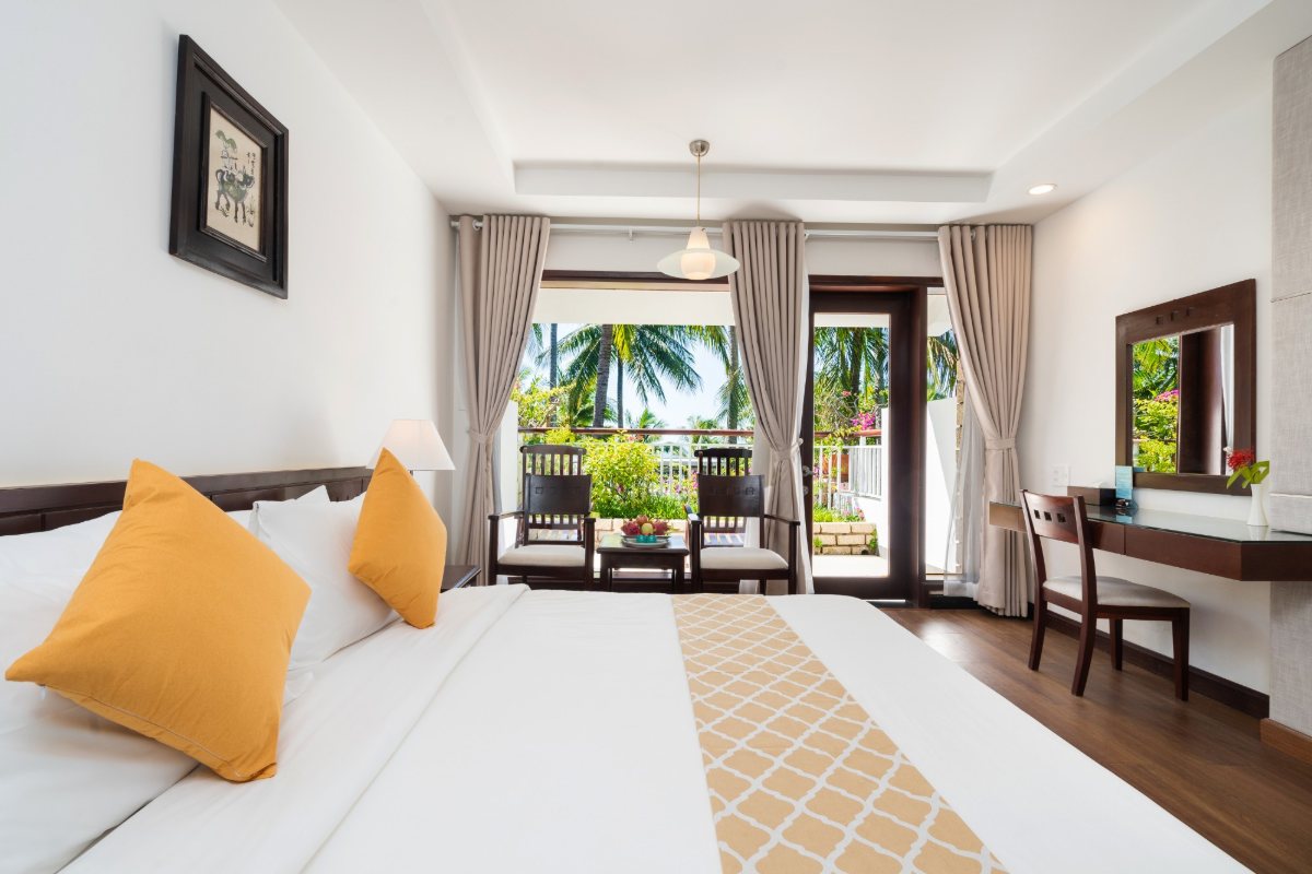 Superior Ocean View room at Hoang Ngoc Beach Resort