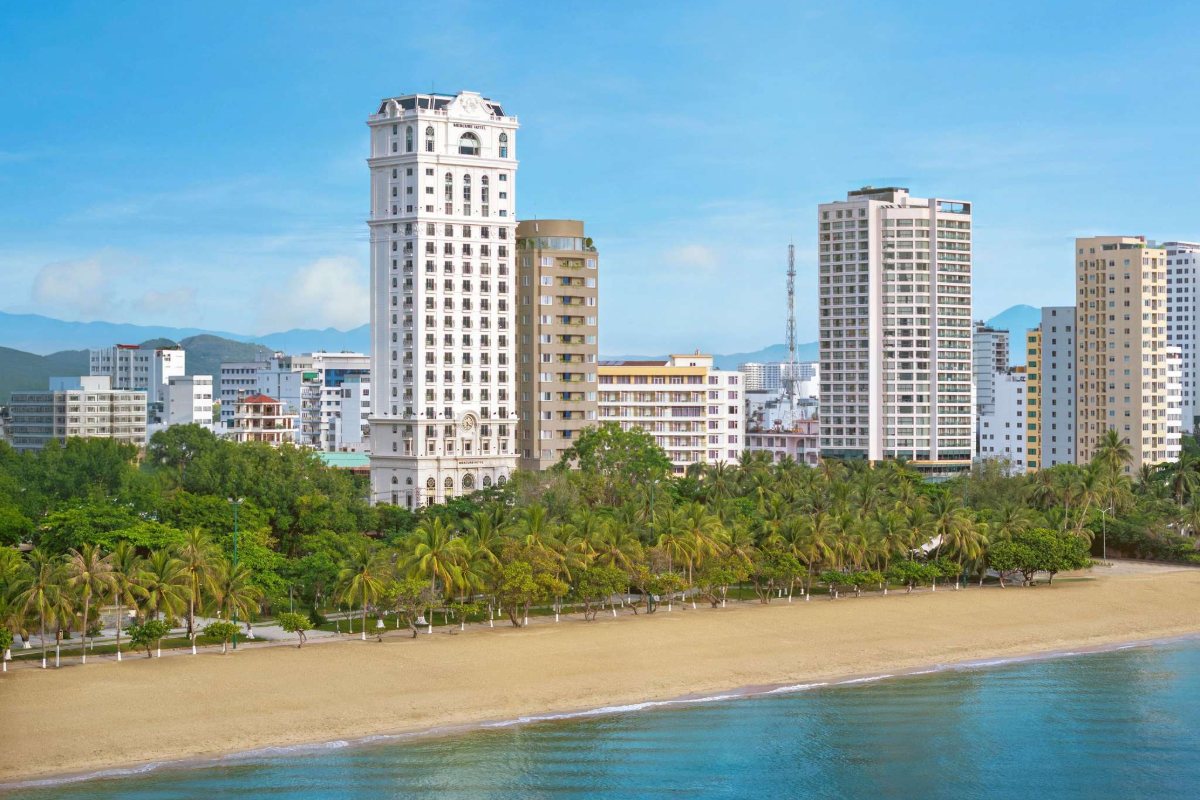 Mercure Nha Trang Beach and the Tran Phu beachfront