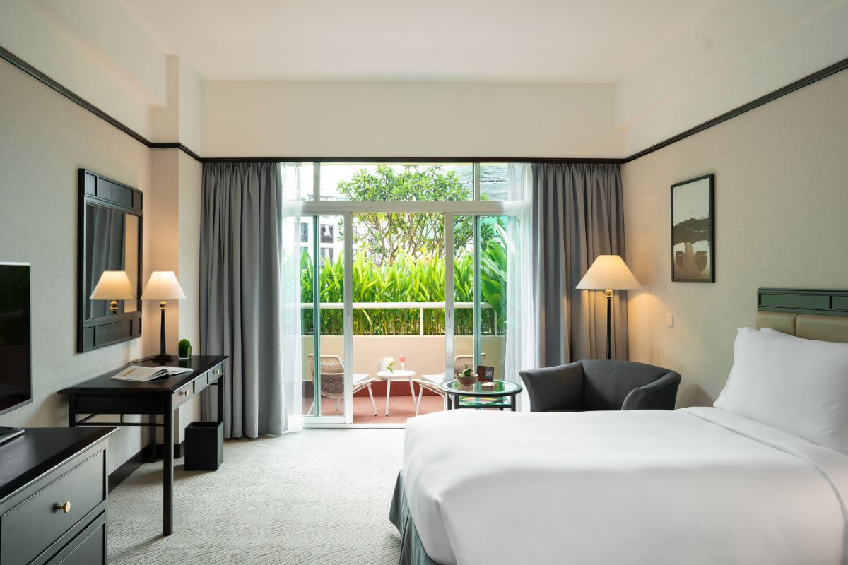 Deluxe room with balcony at New World Saigon Hotel