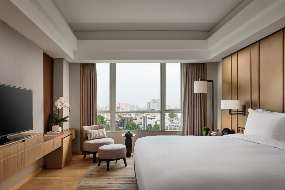 Executive Suite bedroom at New World Saigon Hotel