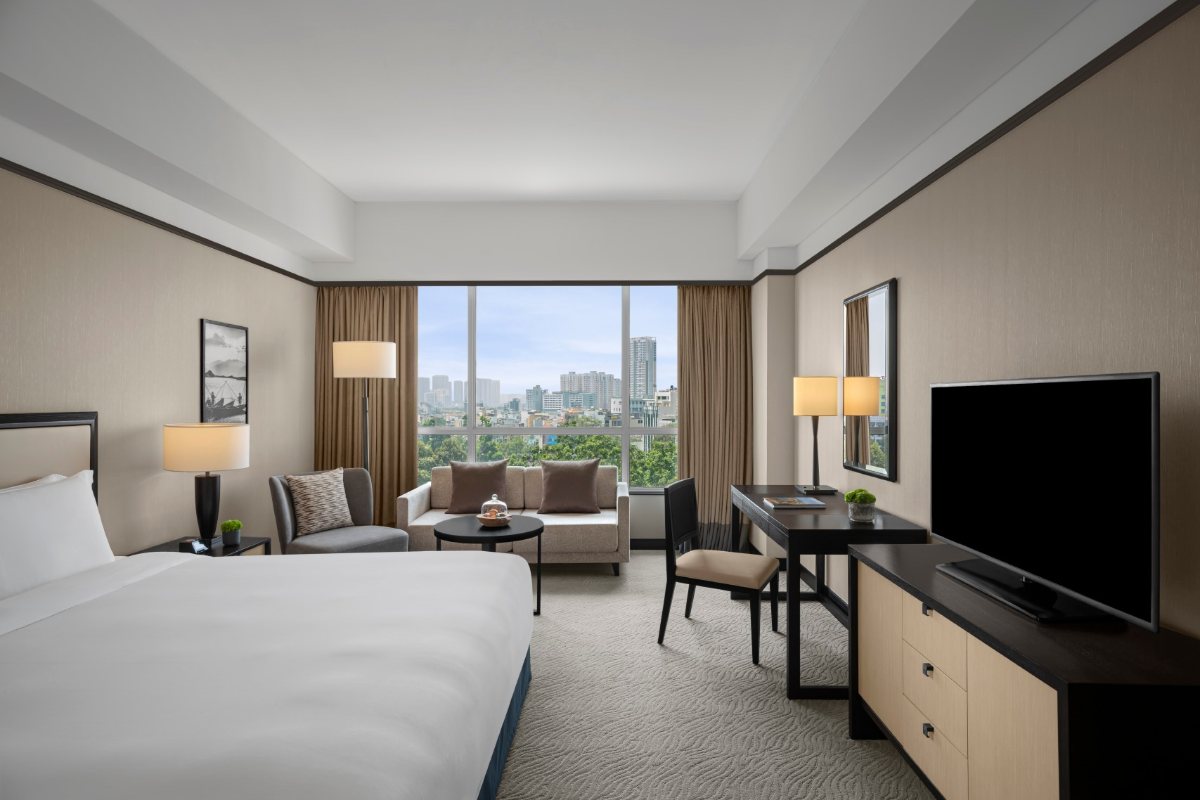 Premier King room at New World Saigon Hotel