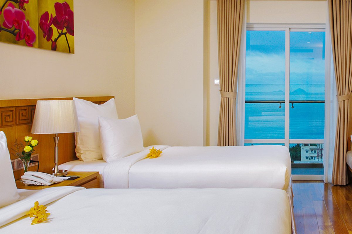 Premier Deluxe room at Rosaka Nha Trang Hotel