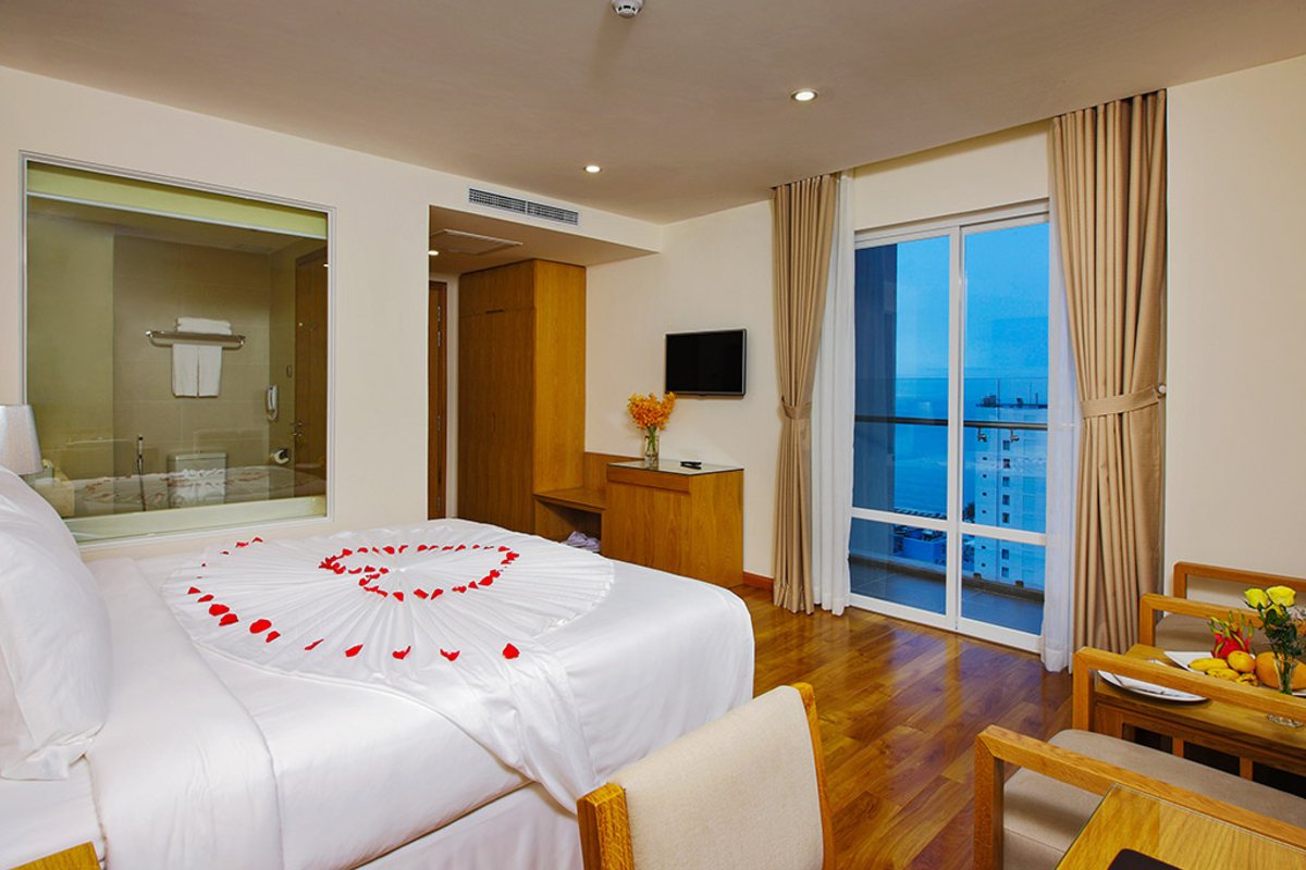 Guest room with city view at Rosaka Nha Trang Hotel