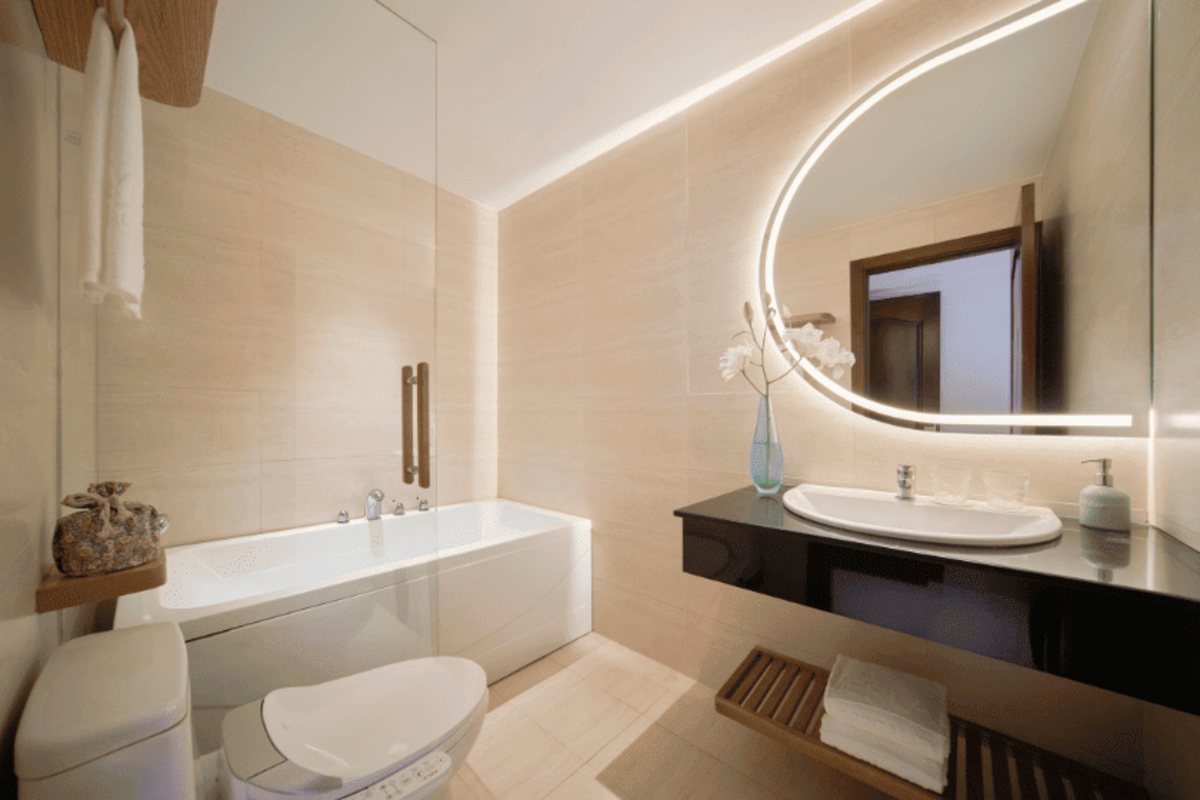 Sense City room bathroom at Silverland Ben Thanh