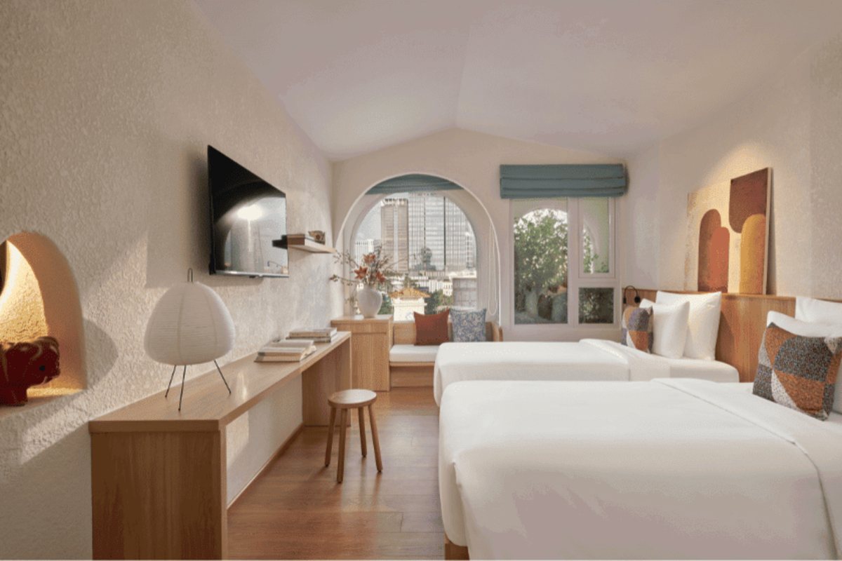 Splendid room at Silverland Ben Thanh