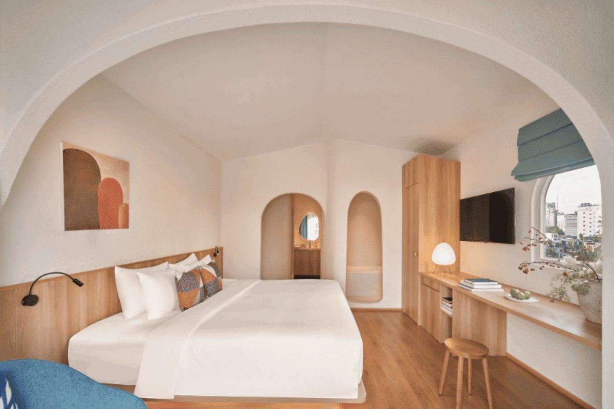 Square Suite bedroom at Silverland Ben Thanh