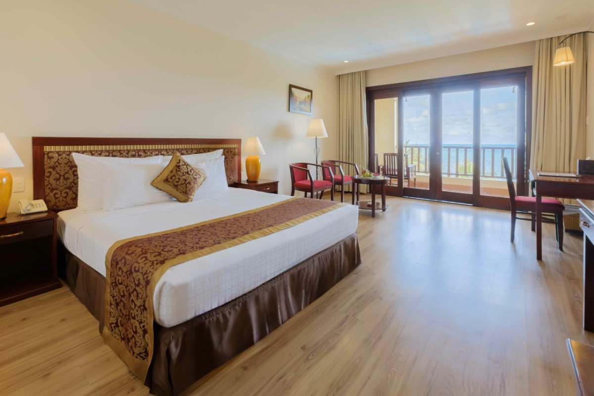 Deluxe Sea View room at Sunny Beach Resort & Spa